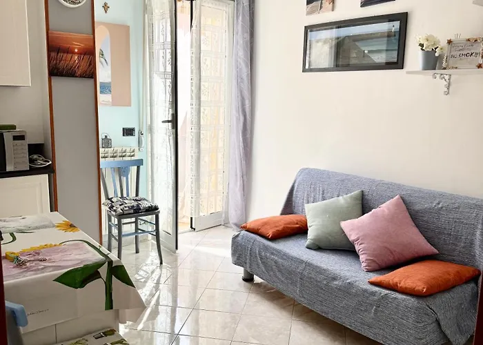 Apartman Casa Girasole 1 *